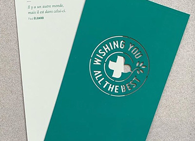 Carte de vœux turquoise découpée au laser
